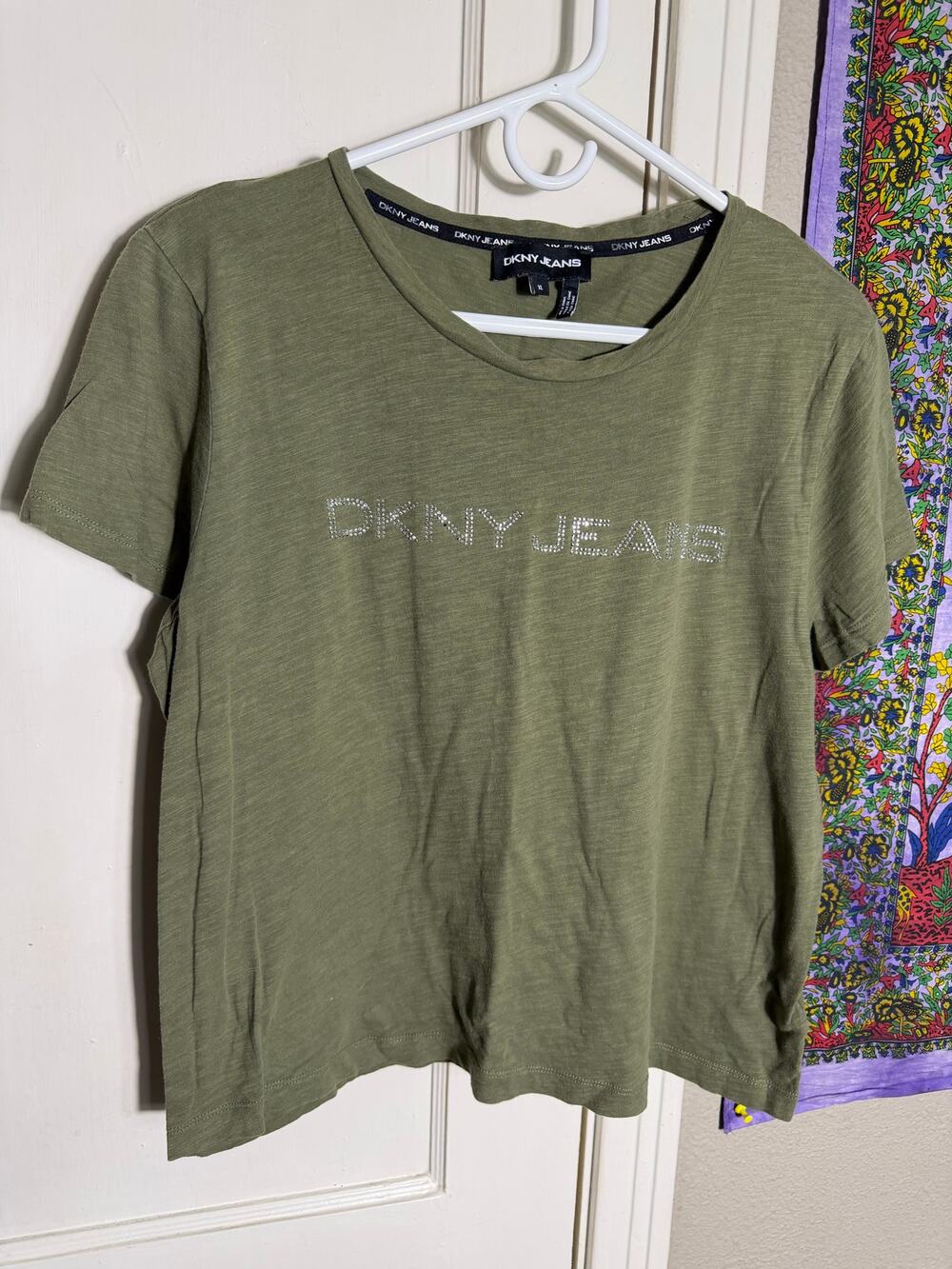 DKNY Jeans Womens XL Olive Green Rhinestone Logo T Shirt Y2K Short Sleeve